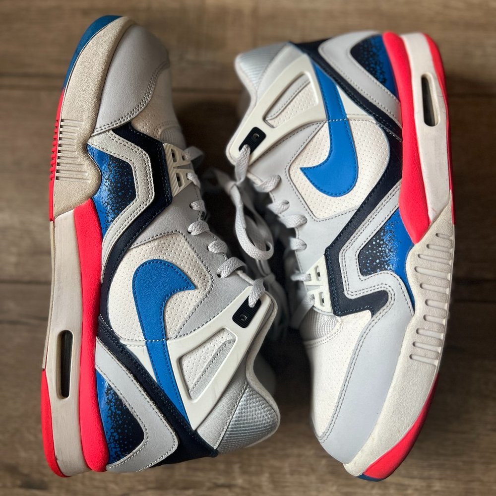 Nike Air Tech Challenge II